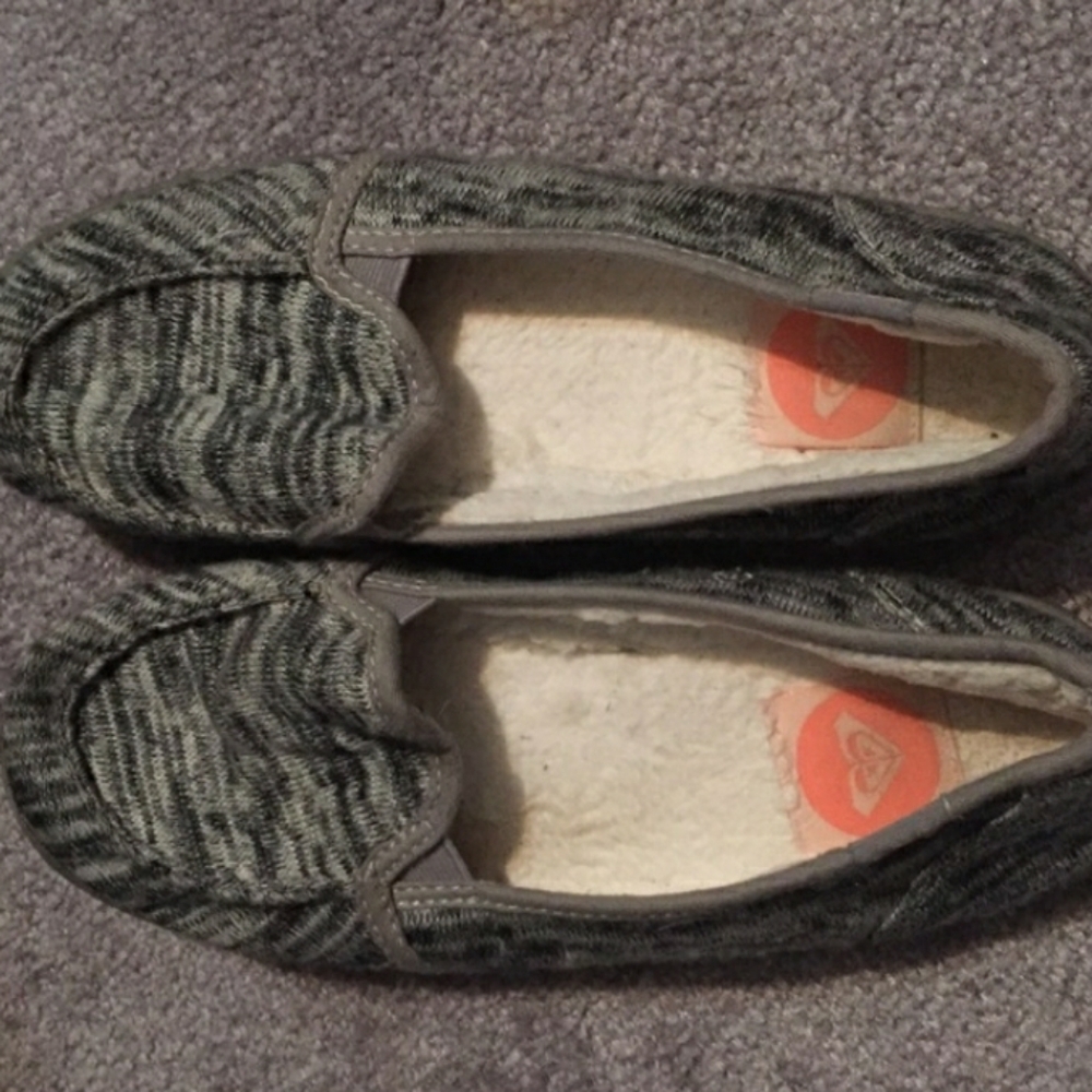 Marled grey knit fuzzy sweater slip on shoes